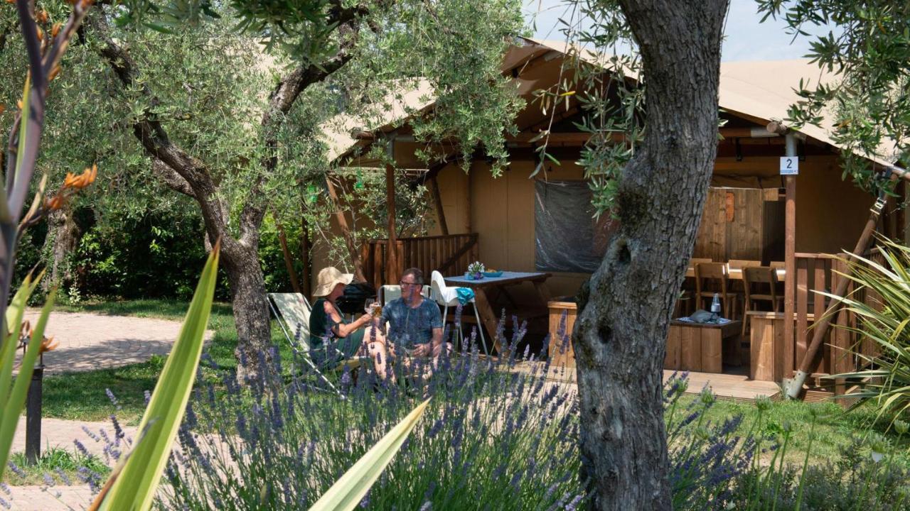 Weekend Glamping Resort San Felice del Benaco Cameră foto